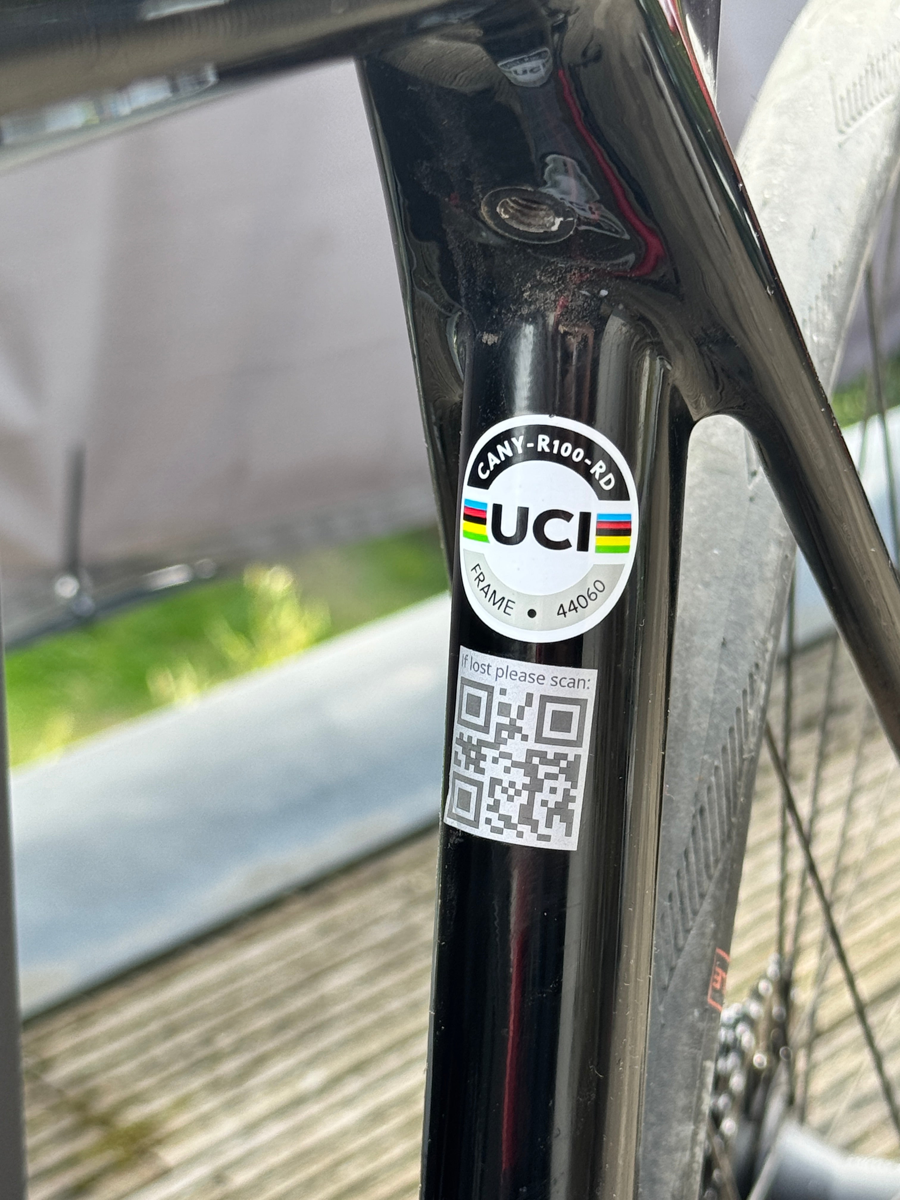 QR-Code iD-Aufkleber Lost and Found